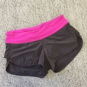 Lululemon Gray Size 4 Speed Shorts 2.5”